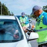 Los conductores bonaerenses podrán regularizar sus infracciones online con un sistema que permite pagar en 6 o 12 cuotas sin interés durante 90 días. Los conductores bonaerenses podrán regularizar sus infracciones online con un sistema que permite pagar en 6 o 12 cuotas sin interés durante 90 días.