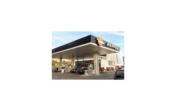 España: multan a Repsol y otras petroleras por pactar precios