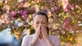 The pollen that falls from the trees generates the inteffation of the allergies. The pollen that falls from the trees generates the inteffation of the allergies.