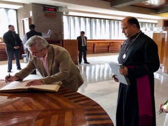 La Gudalupana. Alberto visitó ayer, junto a Fabiola, la Basílica de Guadalupe, virgen protectora de México.
