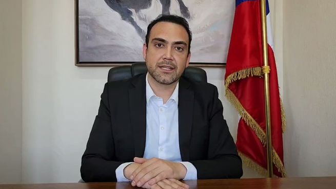 Karim Bianchi, senador de Chile.