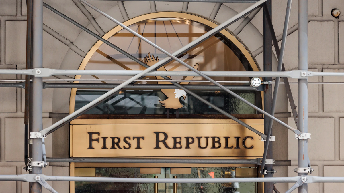The First Republic Bank officially went bankrupt and will be rescued by JPMorgan