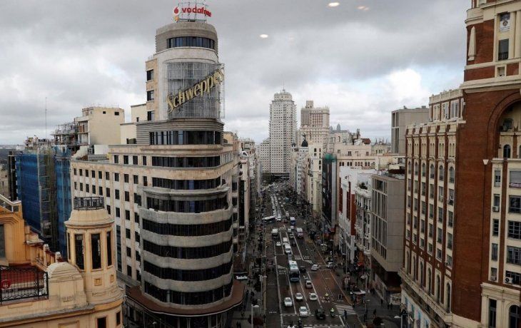 La región de Madrid registra alrededor de 700 casos por cada 100.000 habitantes, frente a los 300 casos por 100.000 del resto del país.