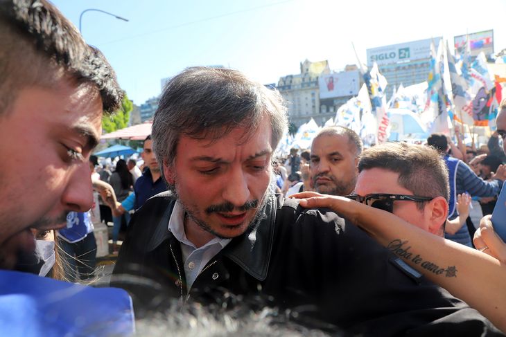 Máximo Kirchner también estuvo en la Plaza de Mayo 