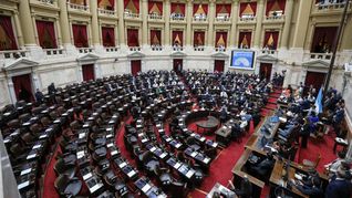 La oposición quiere debatir la derogación del DNU de canje de deuda.