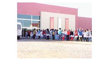 Visita de escuelas al Museo Nacional de Bellas Artes de Neuquén, que este año celebra el 5° aniversario de su inauguración.