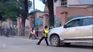 Relatos salvajes: quiso pasar por encima de un agente de tránsito.