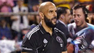 El guardaespaldas de Lionel Messi, quien gana una fortuna al año por sus servicios. El guardaespaldas de Lionel Messi, quien gana una fortuna al año por sus servicios.