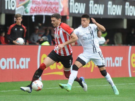 Iguales. Estudiantes y Central Córdoba empataron en La Plata.