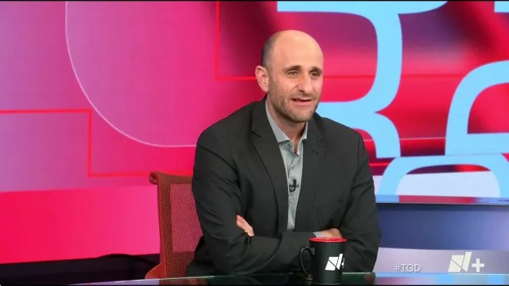 El reconocido periodista Alberto Lati apunta a no renovar su contrato con Fox Sport, el cual finaliza en febrero de 2026.