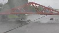 Calles anegadas, autos varados y operativos de rescate se repiten en distintos puntos del AMBA tras las intensas lluvias de las últimas horas.