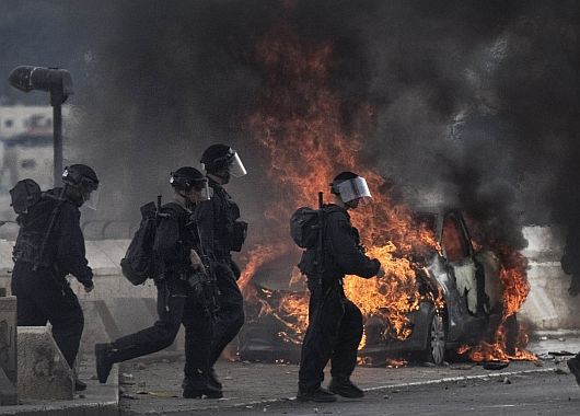 Fuerzas israelíes se enfrentaron con palestinos