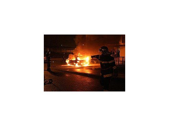 1.146 vehículos se quemaron durante la noche de Año Nuevo