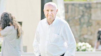cambio. Amancio Ortega redujo al 59% su capital en Inditex para destinar fondos a la compra de inmuebles emblemáticos en todo el mundo.