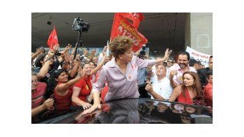 Alertada del resultado de la encuesta, Rousseff hizo el martes un llamado a la militancia, para que vaya a la calle, a disputar voto a voto.