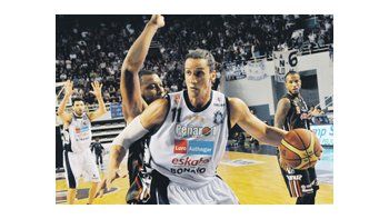 Peñarol reafirmó la paternidad ante Quilmes: ensanchó la ventaja a 25 partidos (52-27) en enfrentamientos oficiales.