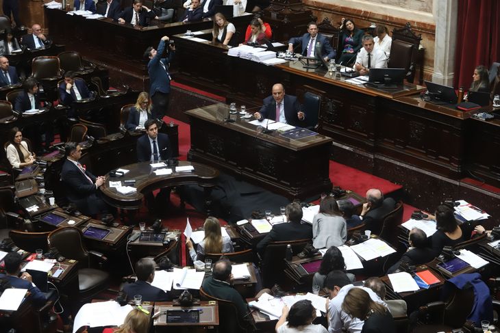 Guillermo Francos dará un nuevo informe de gestión en Diputados.