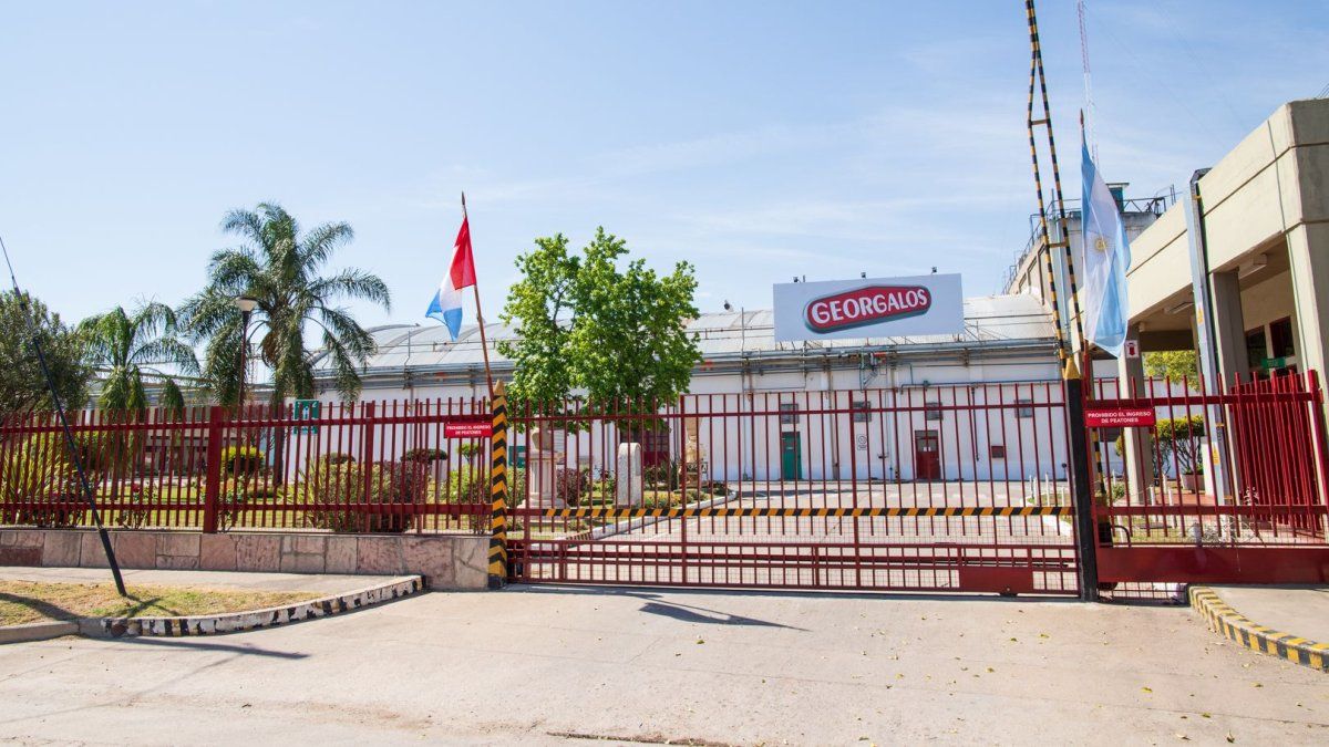 Por la caída de las ventas y el ingreso de importaciones, Georgalos lanza un plan de suspensiones masivas por 3 meses