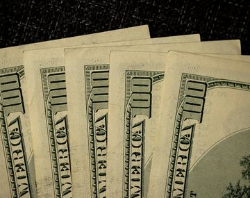 Dólar CCL regulado registró su mayor suba semanal en casi 3 meses y superó los $184