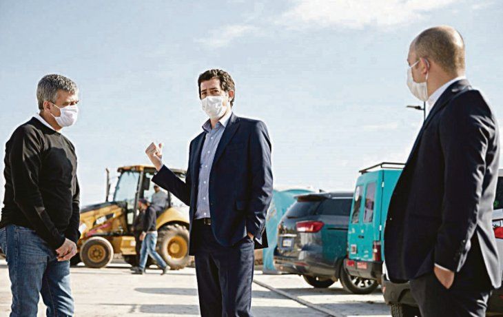 Sinton&iacute;a Fina. El ministro del Interior y el intendente de Hurlingham recorrieron el Hospital Modular &ldquo;Papa Francisco&rdquo;.