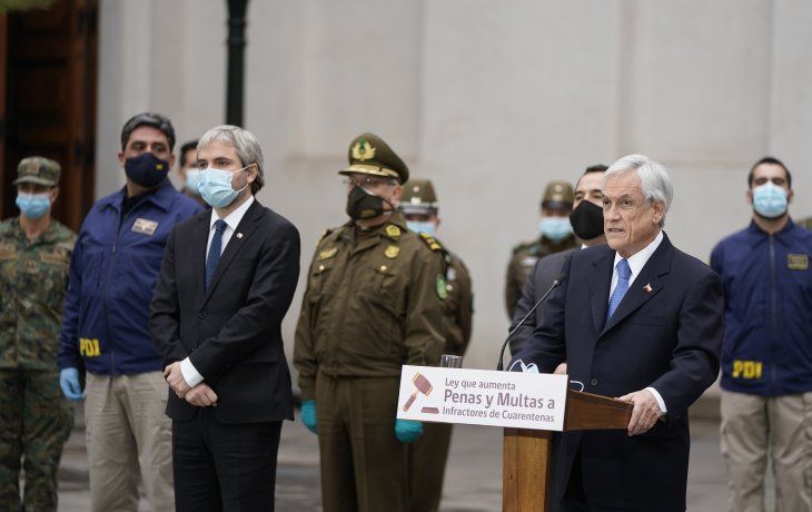 El gobierno de Chile endureci&oacute; las penas por no respetar la cuarentena que demor&oacute; semanas en aplicar.