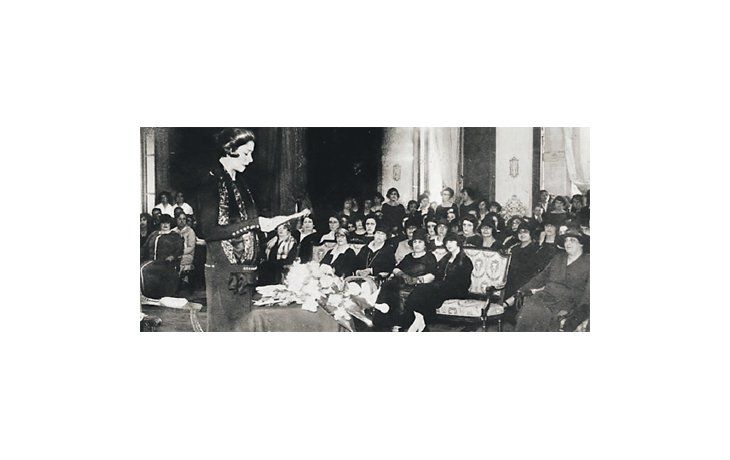 ámbito.com | En su buen documental, el suizo Christoph Kühn hilvana con fluidez las etapas de sacrificio y popularidad en la vida de Alfonsina Storni.