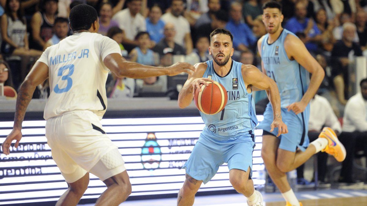 Argentina paid dearly for its mistakes and fell to the Bahamas in the debut of the Basketball Pre-Olympic