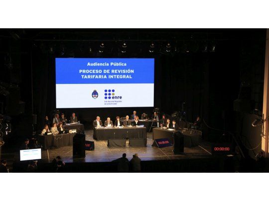 A partir del 1 de noviembre y hasta las 11 del 15 de noviembre estará habilitado el Registro de Participantes que funcionará en el horario de 9 a 17, en la Mesa de Entradas del ENRE, ubicada en Avenida Madero 1020 de la ciudad de Buenos Aires.
