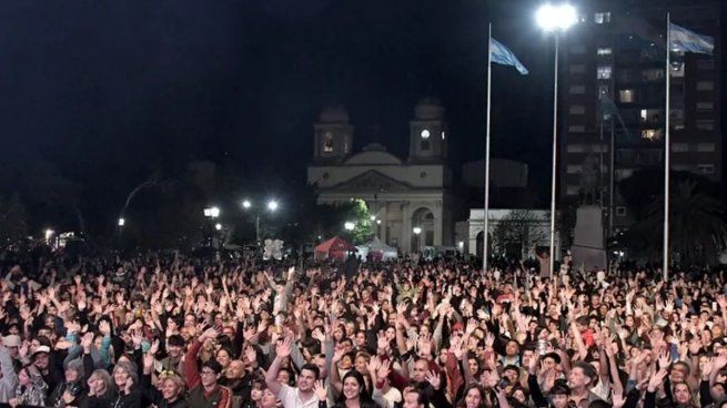 Morón celebró con su gente un nuevo aniversario