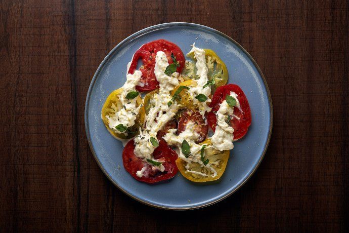 Ofrecen dos opciones como plato principal. Ofrecen dos opciones como plato principal.