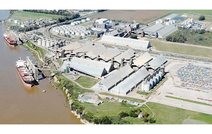 ámbito.com | Colosos. Entre ambas firmas exportaron durante el año pasado poco más de 14 millones de toneladas, superando en 3 millones a Cargill.