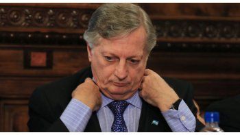 Juan José Aranguren sumó una nueva denuncia.