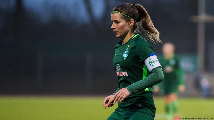 Marie-Louise Eta también se lució como jugadora.