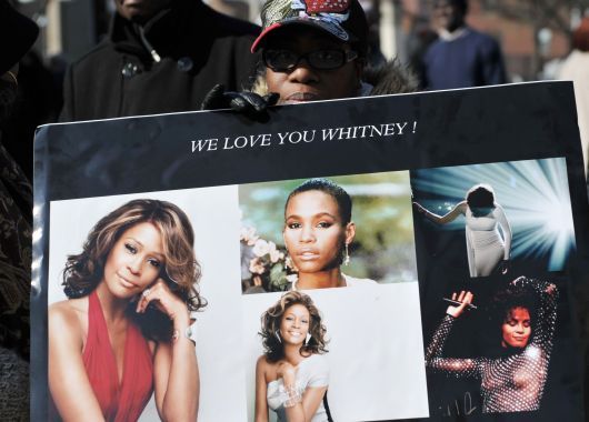 Celebridades y familiares despidieron a Whitney Houston (foto 2)