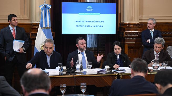 Senado Ezequiel Atauche