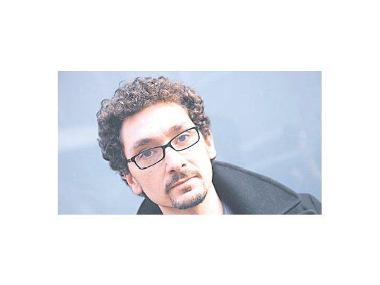 Foenkinos: “Quise hablar de cómo Charlotte superó los dramas que la rodeaban, y cómo fue capaz de hacer una obra extraordinaria en condiciones tan difíciles. Los premios que cosecha mi libro son la revancha de los premios que a ella no le dieron”.