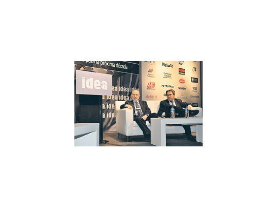 Mario Blejer y Miguel Peirano, dos de los expositores ayer del Precoloquio de IDEA realizado en Salta. Economía y elecciones, ejes del debate.