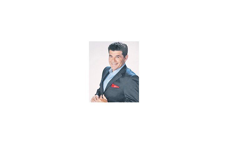 Julián Weich conduce desde el próximo domingo en «Telefé» un programa inspirado en «Sorpresa y media».