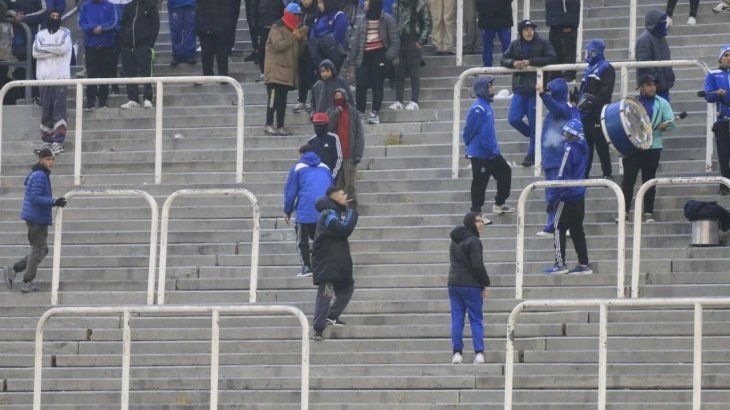 Godoy Cruz fue sancionado por los organizadores de la Copa Argentina y la AFA podría aumentar sus penas, tanto deportivas como econòmicas