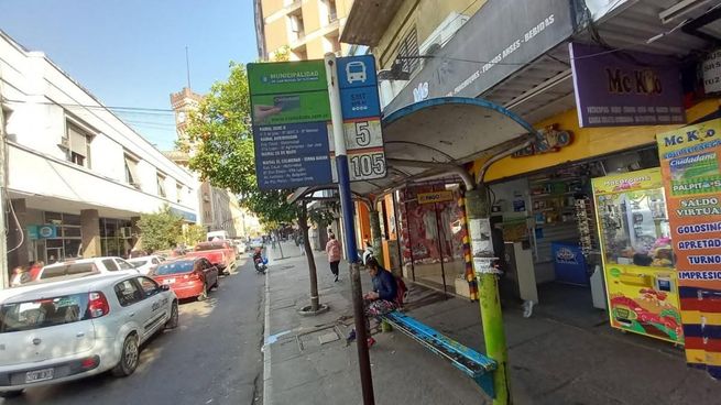 Durante dos días las paradas de colectivos de la capital tucumana estuvieron vacías debido al paro de los choferes por la suspensión&nbsp; de 154 trabajadores.