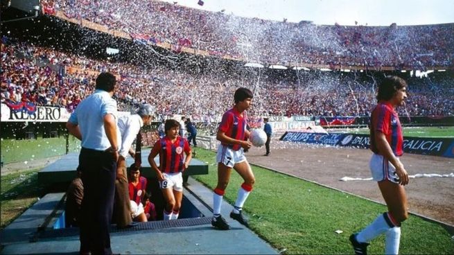 El Ciclón fue el primer grande del fútbol argentino en bajar de categoría.