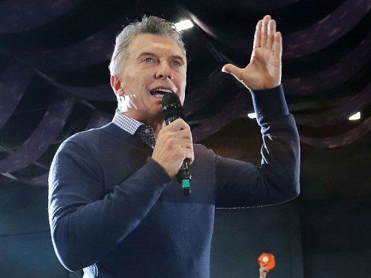 macri facebook.jpg