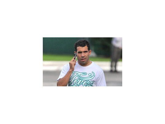 Tevez apunta a jugar en el Inter porque quiere jugar en Italia.