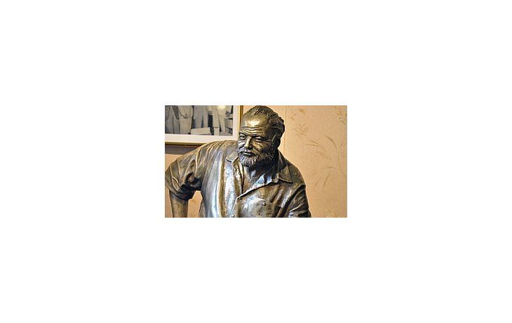 Hemingway, 50 años de leyenda