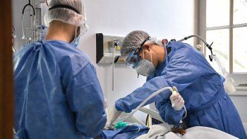 El Ministerio de Salud de la Nación informó un total de 10.561 nuevos contagios de coronavirus en el país.