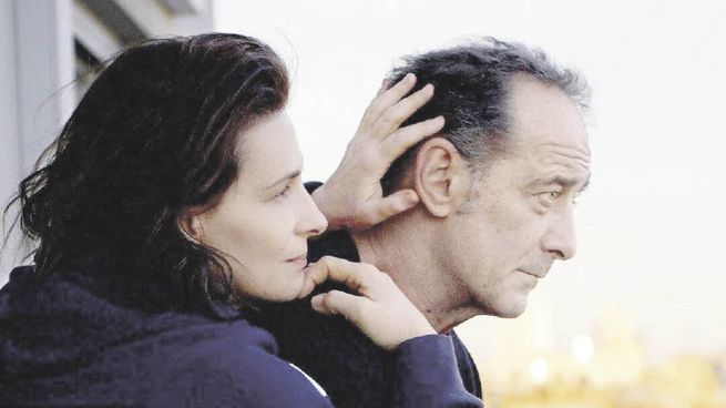 con amor y furia. Juliette Binoche y Vincent Lindon en el film.