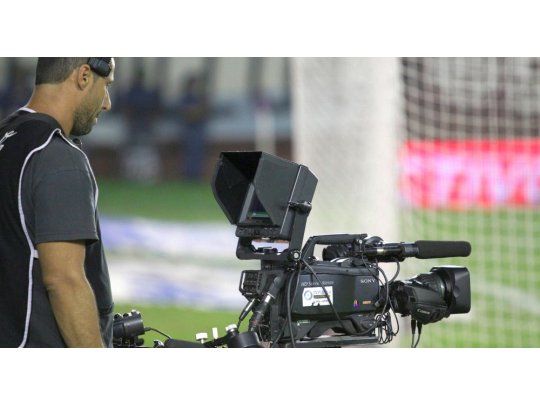 En Lomas de Zamora quieren que la Superliga Argentina pueda verse en espacios públicos.