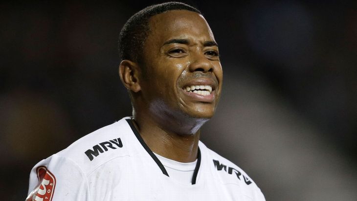 Robinho did not succeed in football as expected and fulfills a conviction for abusing a woman's group. Robinho did not succeed in football as expected and fulfills a conviction for abusing a woman's group.
