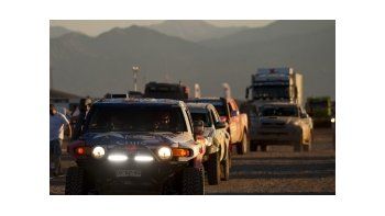 Los últimos integrantes del convoy, arribando a Copiapó.
