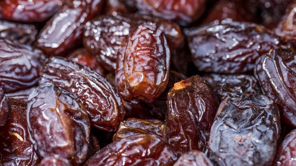 Dates, the fruit that is essential for the health of athletes